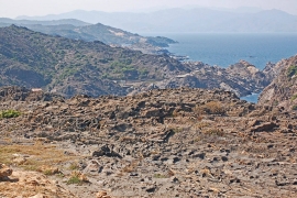 más rocas extrañas