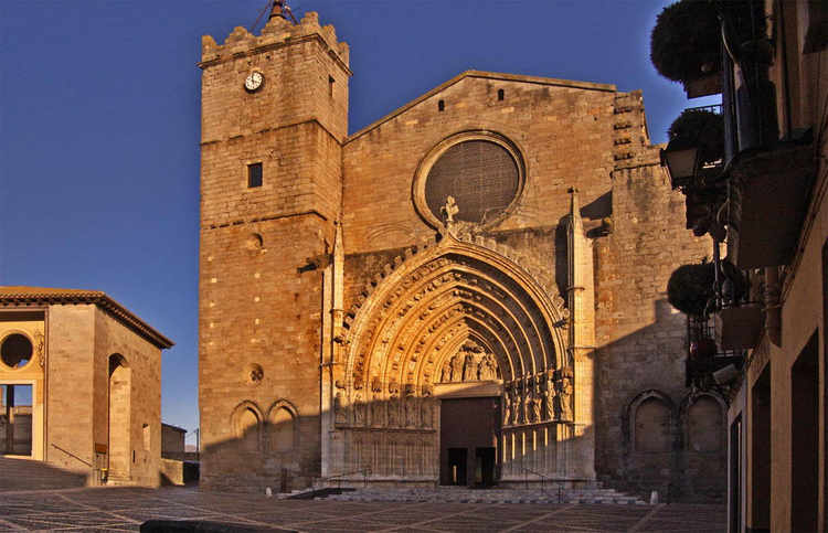 Castello d'Empúries l'església